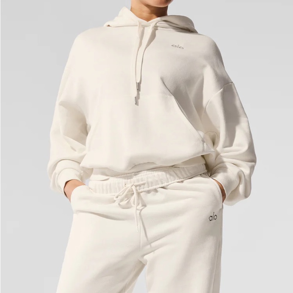 ALO yoga Ivory Acolade Hoodie size XS